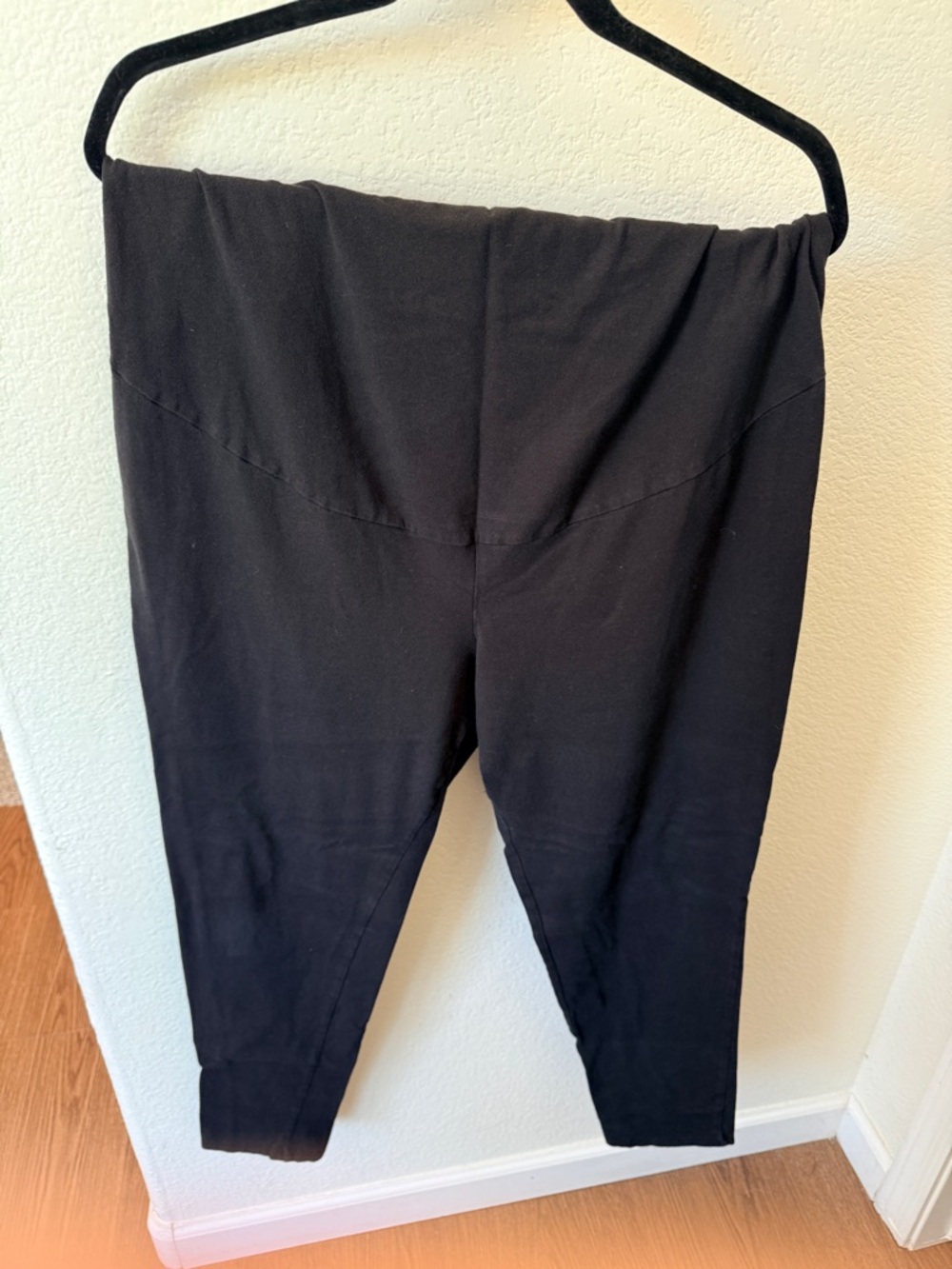 Time and Tru Black Women's XL Maternity Leggings